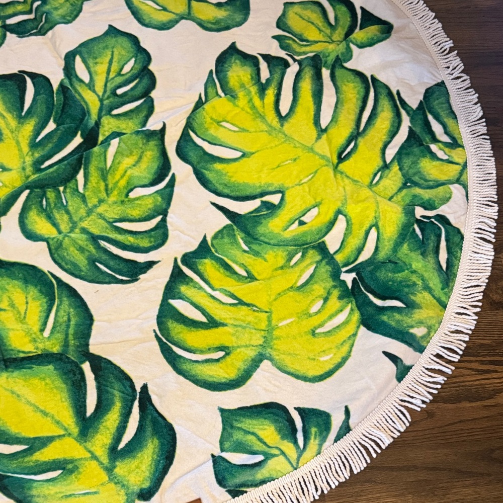 PALM PRINT ROUND TOWEL by Pure Vida - Picture 6 of 7